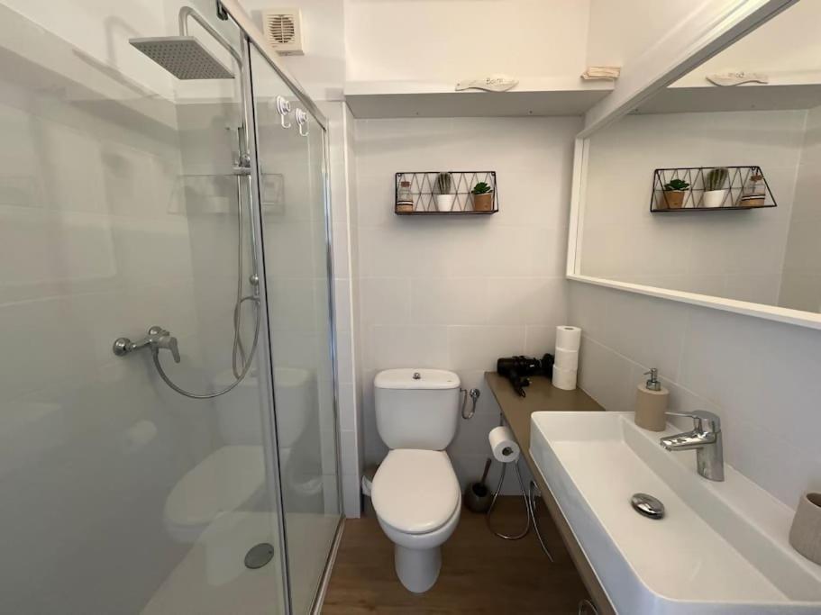 Algaiarens Apto Con Piscina Y Junto A La Playa Cala'N Blanes  Exterior photo